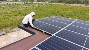 Lắp đặt Hợp bộ lưu trữ Solar All In One cho trang trại ở Đức Huệ - Long An 